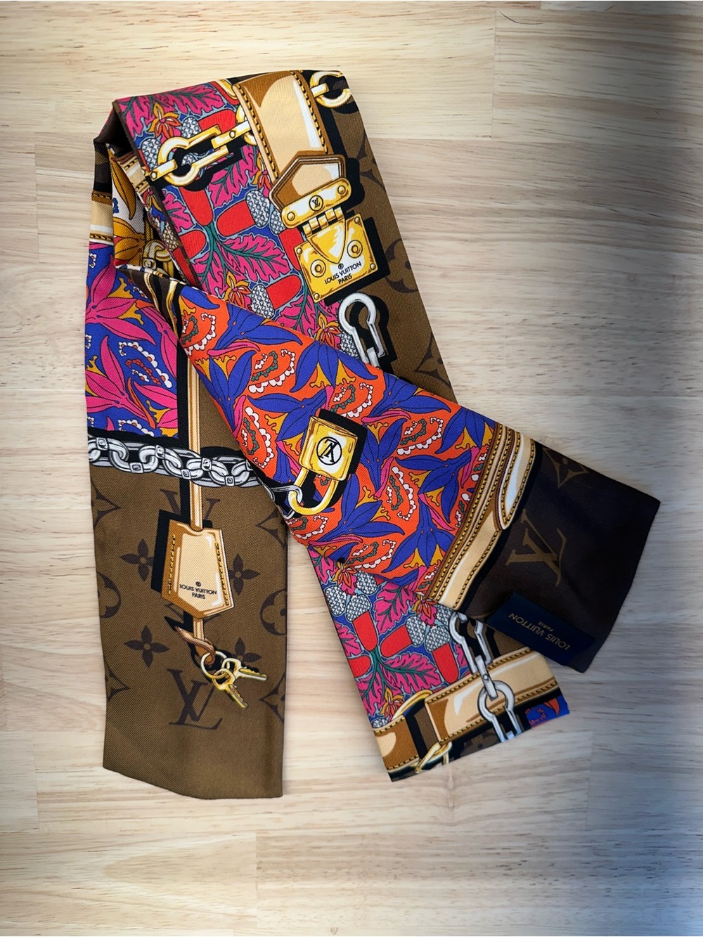 AUTHENTIC Louis Vuitton Bandeau in Confidential Garden Monogram